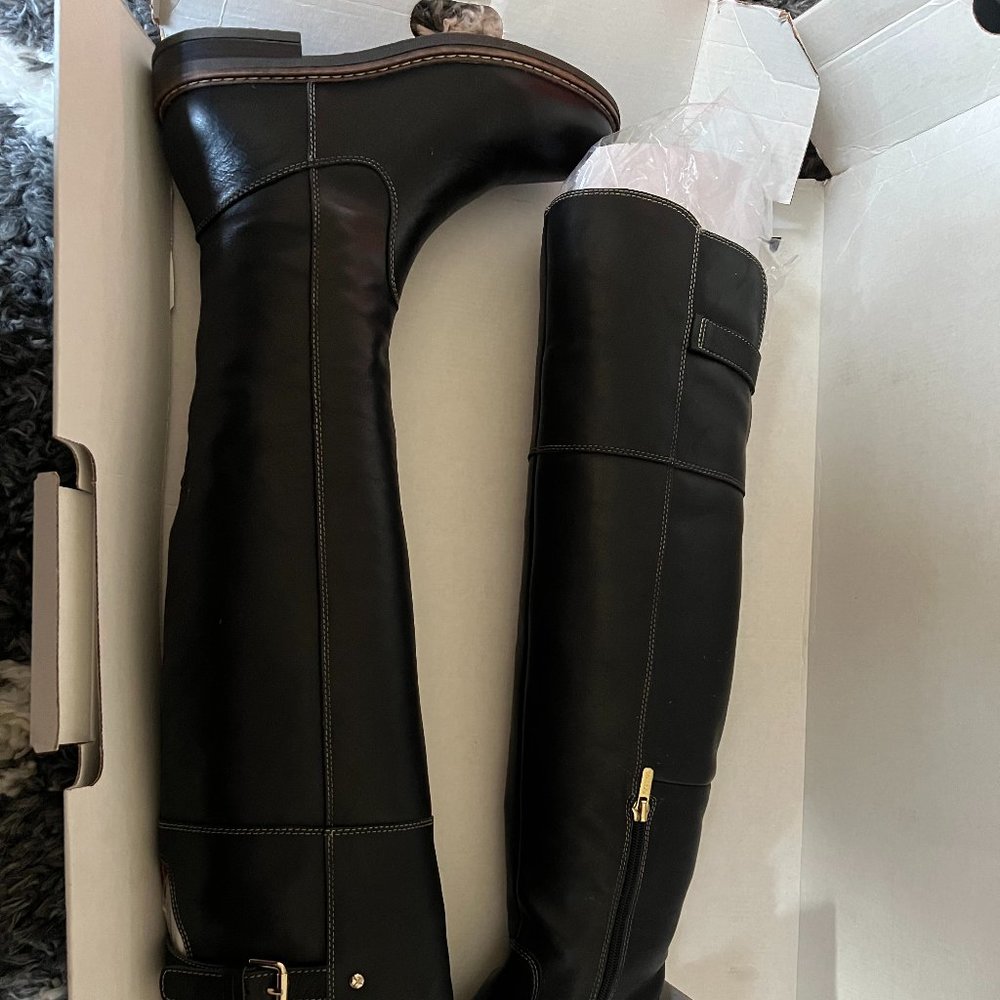knee boots